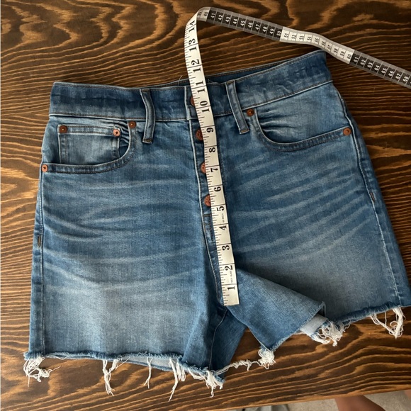 Madewell 4 inch Short - Picture 4 of 6